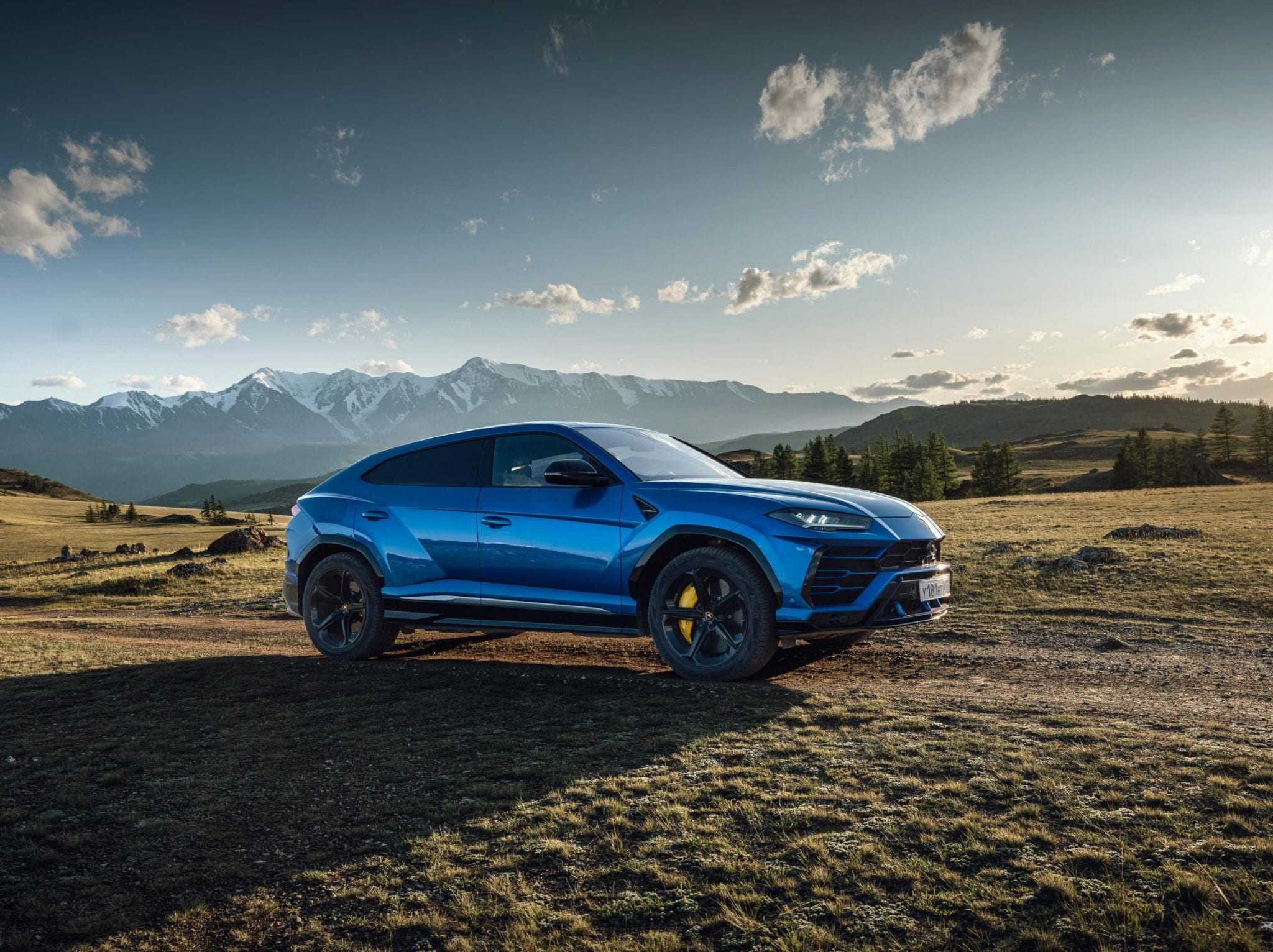 Ламборгини урус фото. Lamborghini Urus 6х6. Lamborghini Urus Expedition. Lamborghini Urus 2019 Dubai. Сергей крестов Lamborghini Urus.